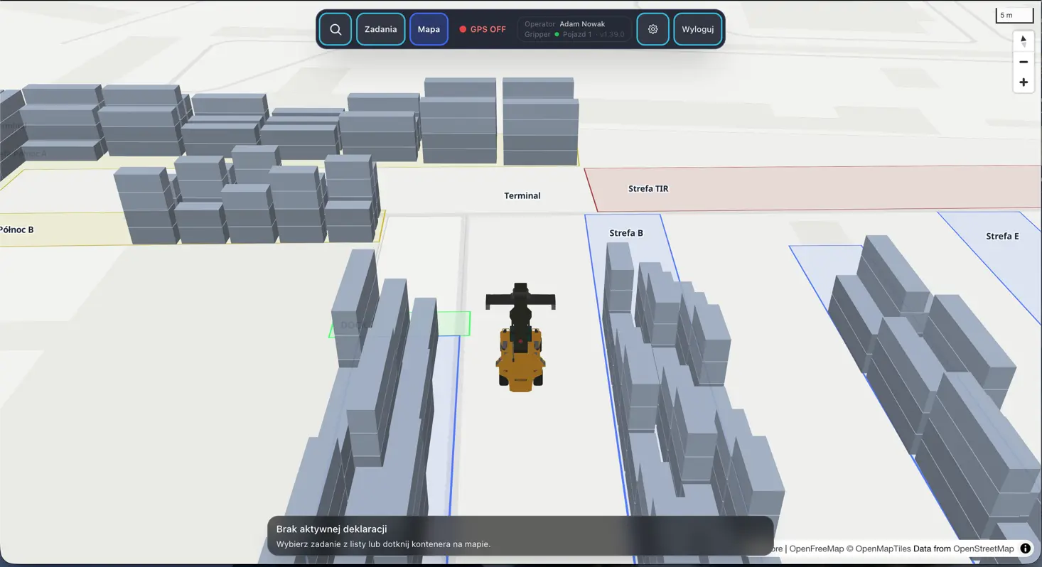 Aplikacja operatora w DepotRacer na tablecie: mapa 3D placu z pojazdem między stosami kontenerów, u góry przyciski zadań i mapy, na dole podpowiedź, żeby wybrać zadanie z listy albo dotknąć kontenera